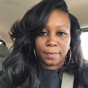 Meet your Posher, Lakeisha